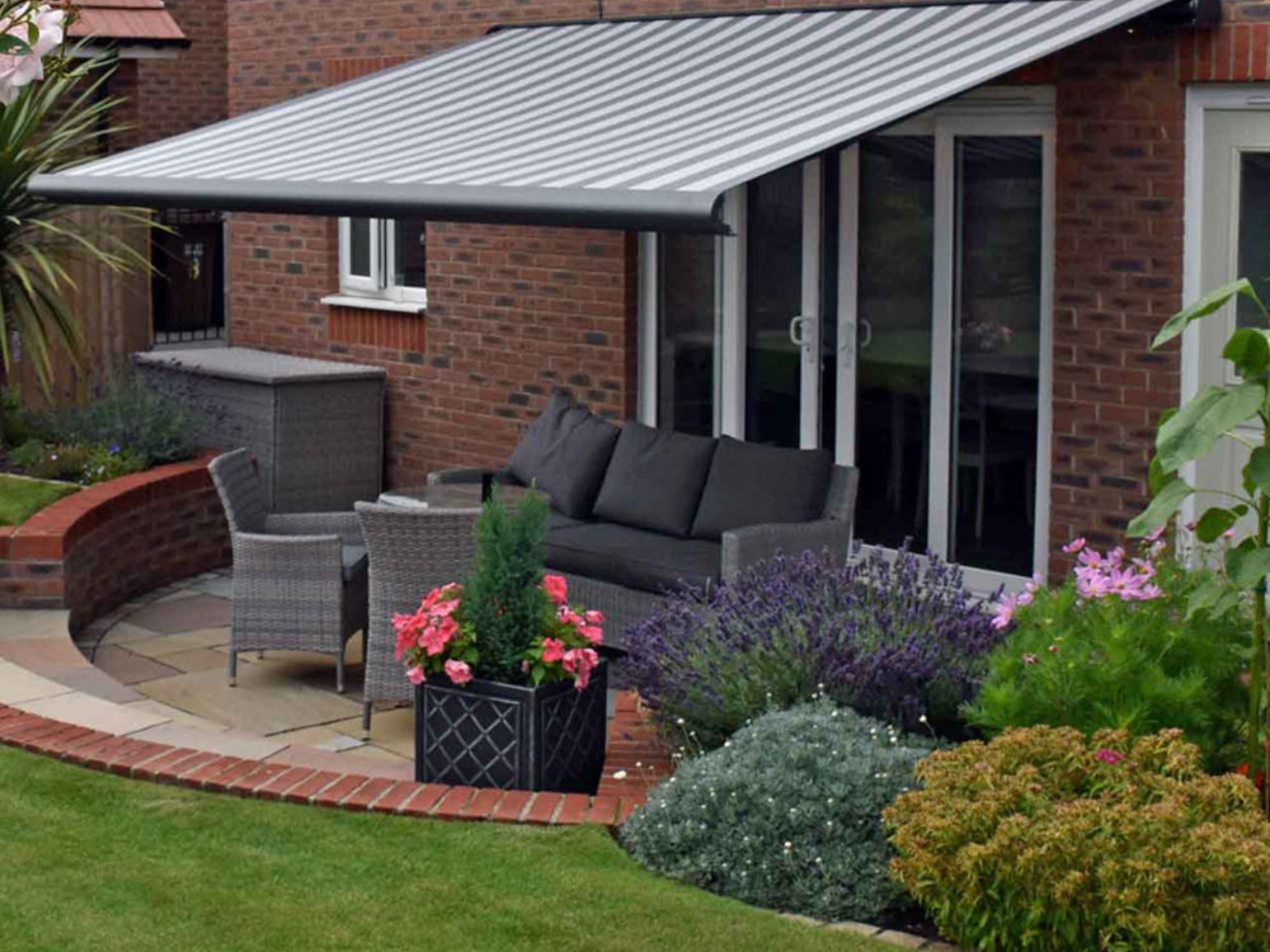 polyester awnings for bungalow in Pune
